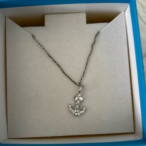 Cute anchor necklace
